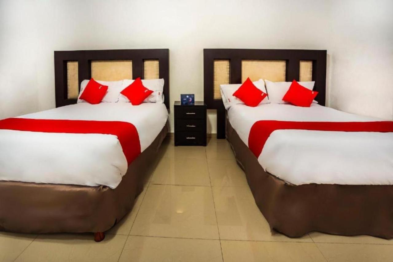 Hotel Alemco Монтеррей Экстерьер фото