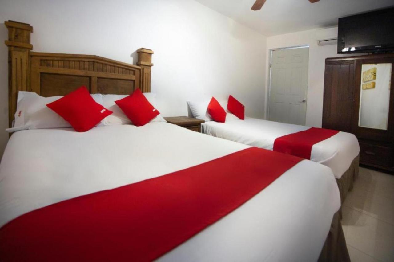Hotel Alemco Монтеррей Экстерьер фото